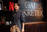 Respons Dian Sastro Saat Suami Memilih Tak Tonton Gadis Kretek